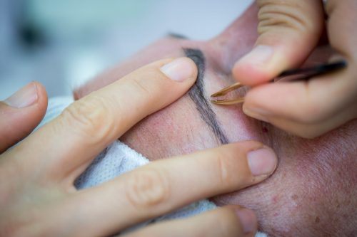 עיצוב גבות - חני רוזנברג